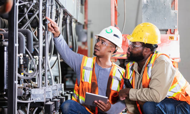 Best Licensed Electrician  in Edgewood, FL