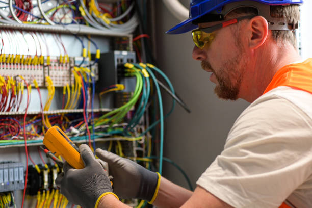 Best 24-Hour Electrician  in Edgewood, FL